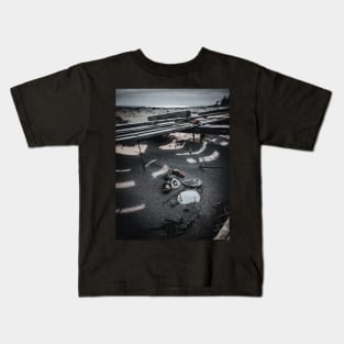 Memories of a Day at the Beach V3 Kids T-Shirt
